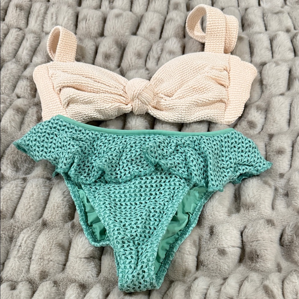 Montce Mint Bikini bottoms size medium